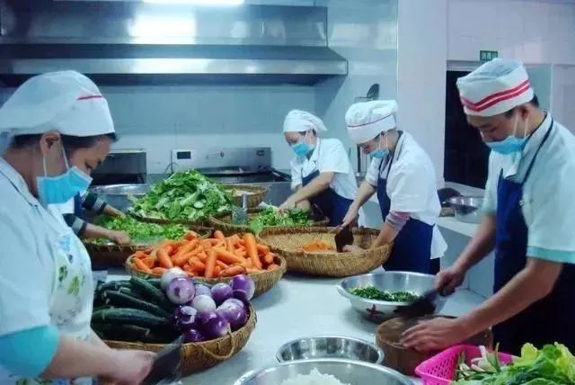 90%餐厅缺工中，是什么让炅爸爸毫不受影响？(图7)